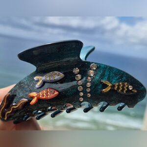Fish-Themed Hair Clip K17